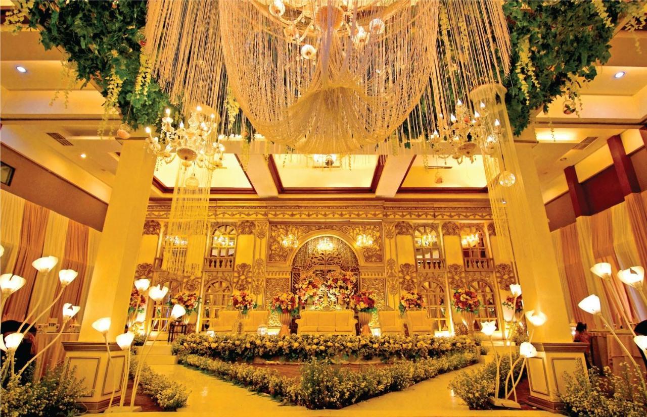 Hermes Palace Hotel Μπάντα Άτσεχ Εξωτερικό φωτογραφία