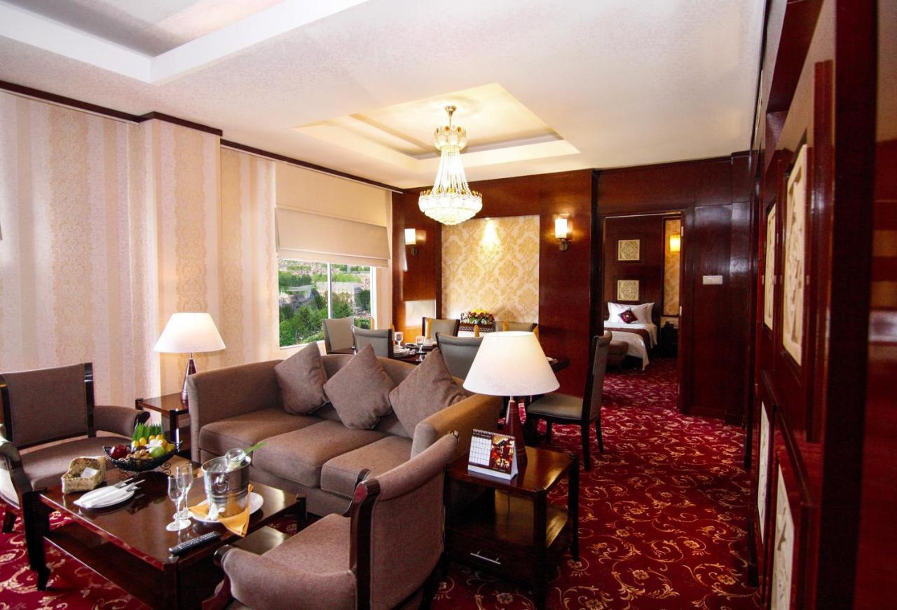 Hermes Palace Hotel Μπάντα Άτσεχ Εξωτερικό φωτογραφία