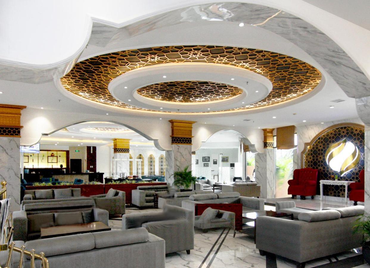 Hermes Palace Hotel Μπάντα Άτσεχ Εξωτερικό φωτογραφία