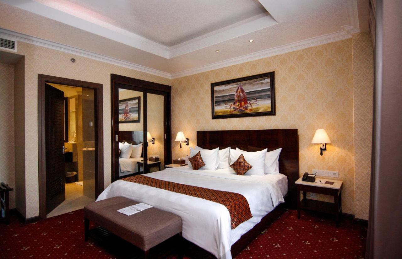 Hermes Palace Hotel Μπάντα Άτσεχ Εξωτερικό φωτογραφία